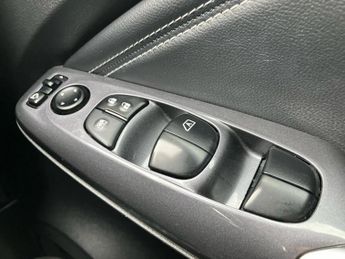 Nissan Juke 1.6 Hybrid N-Connecta 5dr Auto