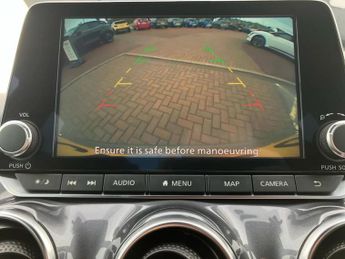 Nissan Juke 1.6 Hybrid N-Connecta 5dr Auto