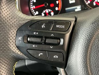 Kia Picanto 1.0 X-Line S 5dr Auto