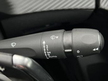 Peugeot 208 1.2 PureTech 100 GT 5dr EAT8