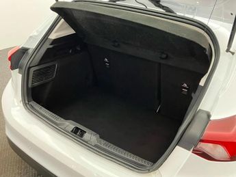 Ford Focus 1.0T EcoBoost MHEV Trend Hatchback 5dr Petrol Hybrid DCT Euro 6 