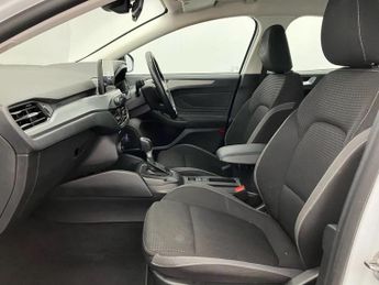 Ford Focus 1.0T EcoBoost MHEV Trend Hatchback 5dr Petrol Hybrid DCT Euro 6 