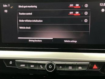 Vauxhall Mokka 100kW Ultimate 50kWh 5dr Auto