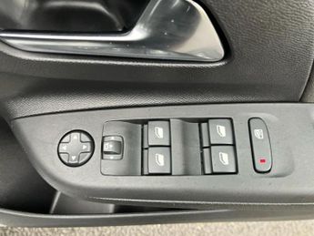 Vauxhall Corsa 100kW Ultimate 50kWh 5dr Auto