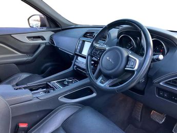 Jaguar F-Pace 2.0d R-Sport 5dr Auto AWD