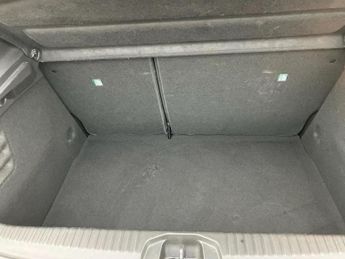 Renault Clio 1.6 E-TECH Hybrid 140 SE Edition 5dr Auto