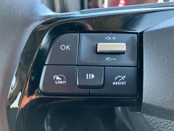 Vauxhall Combo Life Combo Life 100kW Ultimate XL 52kWh 5dr Auto Estate