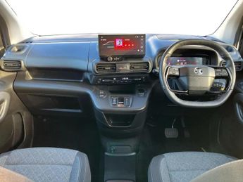 Vauxhall Combo Life Combo Life 100kW Ultimate XL 52kWh 5dr Auto Estate