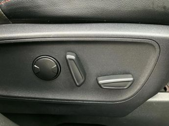 Ford Kuga 2.5 PHEV ST-Line Edition 5dr CVT