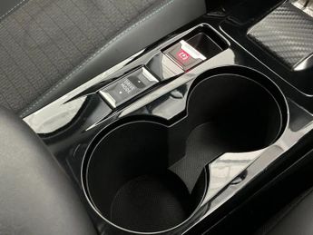 Peugeot 2008 100kW Allure Premium+ 50kWh 5dr Auto