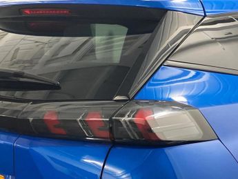 Peugeot 2008 100kW Allure Premium+ 50kWh 5dr Auto