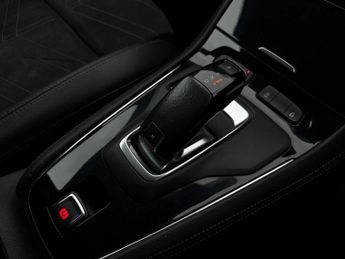 Vauxhall Grandland 1.5 Turbo D Ultimate 5dr Auto