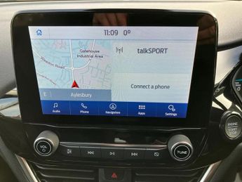 Ford Fiesta 1.0 EcoBoost Hybrid mHEV 125 Titanium 5dr Auto