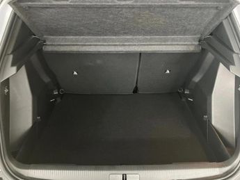 Peugeot 2008 100kW Allure 50kWh 5dr Auto