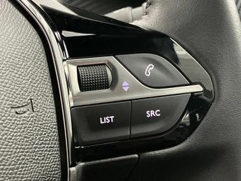 Peugeot 2008 100kW Allure 50kWh 5dr Auto