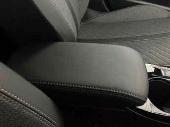 Peugeot 2008 100kW Allure 50kWh 5dr Auto