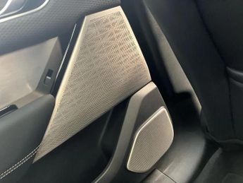 Land Rover Range Rover Velar 2.0 D200 Edition 5dr Auto