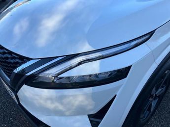 Nissan Qashqai 1.3 DiG-T MH 158 N-Connecta 5dr 4WD Xtronic