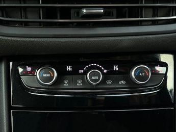 Vauxhall Grandland 1.5 Turbo D Ultimate 5dr Auto