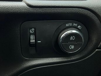 Vauxhall Grandland 1.5 Turbo D Ultimate 5dr Auto