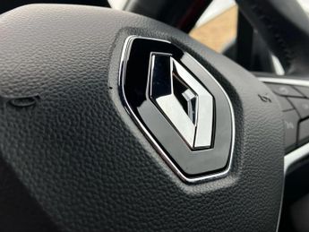 Renault Clio 1.6 E-TECH full hybrid 145 Techno 5dr Auto