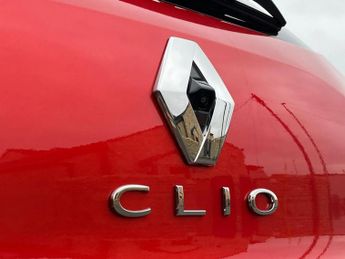 Renault Clio 1.6 E-TECH full hybrid 145 Techno 5dr Auto