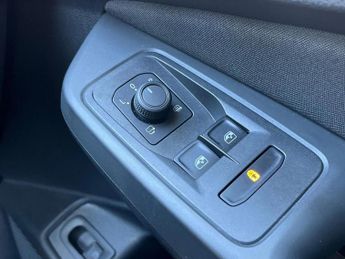 Ford Transit Connect 1.5 EcoBoost PHEV 150 Active FlexCab Van Auto