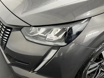 Peugeot 208 1.2 PureTech 100 Active Premium + 5dr EAT8