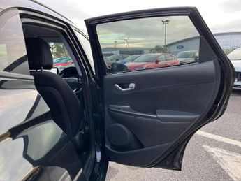 Hyundai Kona 100kW Premium 39kWh 5dr Auto