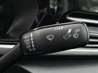 Ford Transit Connect 1.5 EcoBoost PHEV 150 Active FlexCab Van Auto