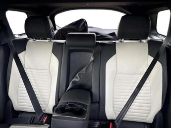 Land Rover Discovery Sport 2.0 D200 R-Dynamic HSE 5dr Auto