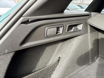Peugeot 308 115kW GT 54kWh 5dr Auto