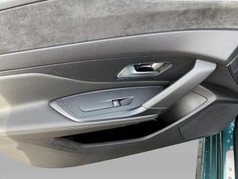 Peugeot 308 115kW GT 54kWh 5dr Auto