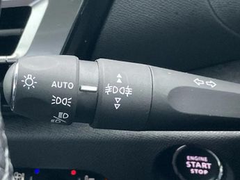 Citroen C4 100kW Shine Plus 50kWh 5dr Auto