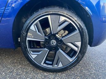 Vauxhall Corsa 100kW Elite Nav Premium 50kWh 5dr Auto [7.4kWCh]