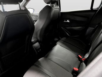 Peugeot 208 1.2 Hybrid 145 GT 5dr e-DSC6