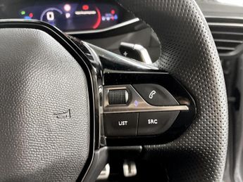 Peugeot 208 1.2 Hybrid 145 GT 5dr e-DSC6