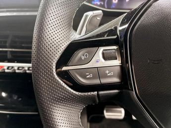 Peugeot 208 1.2 Hybrid 145 GT 5dr e-DSC6