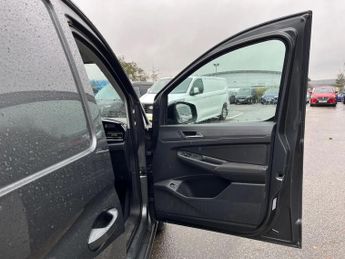 Ford Transit Connect 1.5 EcoBoost PHEV 150 Active FlexCab Van Auto