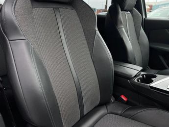 Peugeot 3008 1.2 PureTech Allure Premium 5dr EAT8