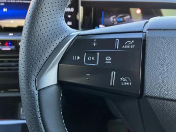 Vauxhall Grandland 157kW GS 73kWh 5dr Auto