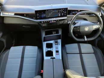 Vauxhall Grandland 157kW GS 73kWh 5dr Auto