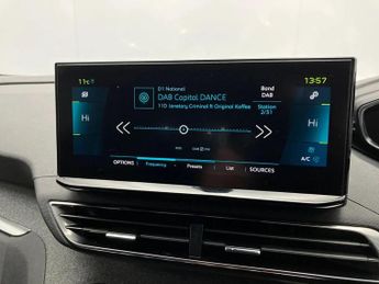 Peugeot 3008 1.6 Hybrid4 300 Allure Premium+ 5dr e-EAT8