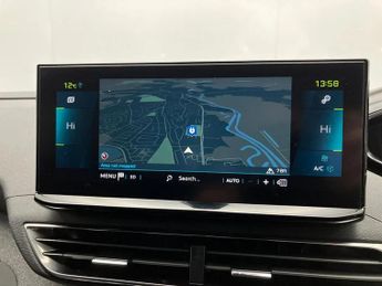 Peugeot 3008 1.6 Hybrid4 300 Allure Premium+ 5dr e-EAT8