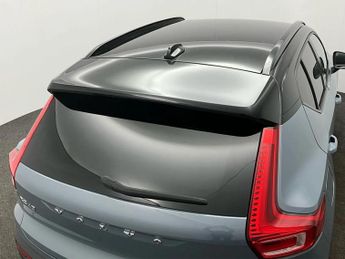 Volvo Xc40 1.5 T3 [163] R DESIGN 5dr Geartronic
