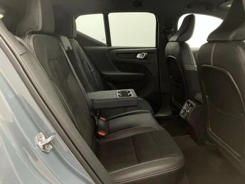 Volvo Xc40 1.5 T3 [163] R DESIGN 5dr Geartronic