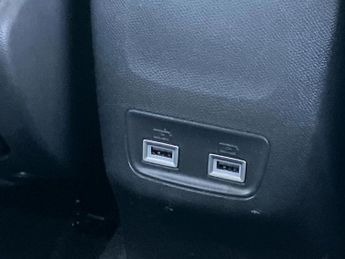 Peugeot 2008 100kW Allure Premium+ 50kWh 5dr Auto