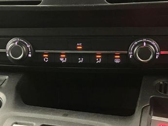 Vauxhall Combo Life 100kW SE 50kWh 5dr Auto