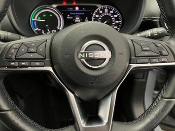Nissan Juke 1.6 Hybrid N-Connecta 5dr Auto