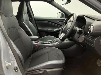 Nissan Juke 1.6 Hybrid N-Connecta 5dr Auto